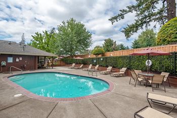 The crossings | outdoor pool